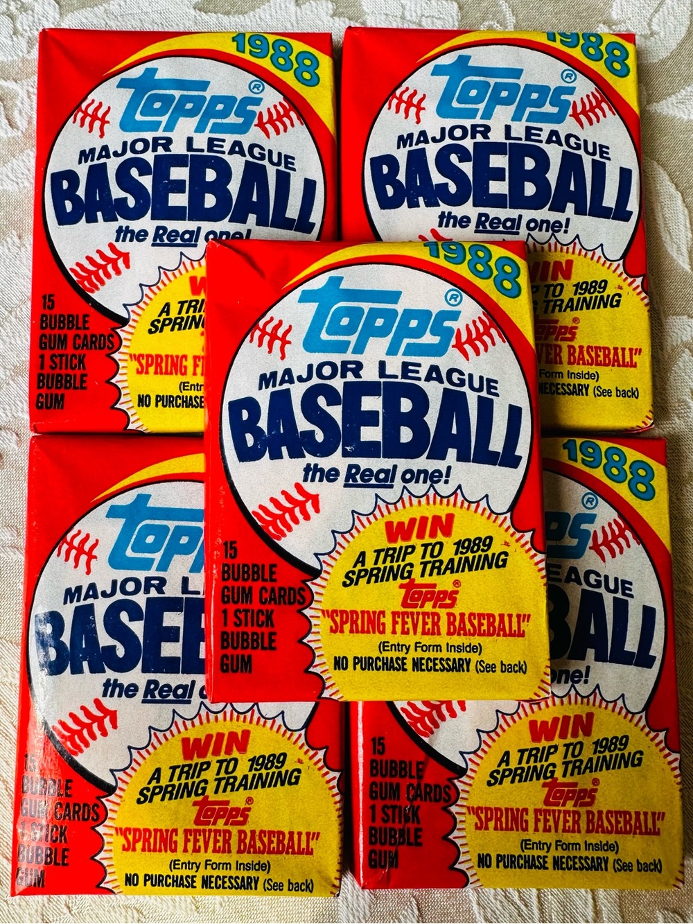 FIVE PACKS TOPPS 1988 MAJOR LEAGUE BASEBALL THE REAL ONE 15 PICTURE CARDS GUM